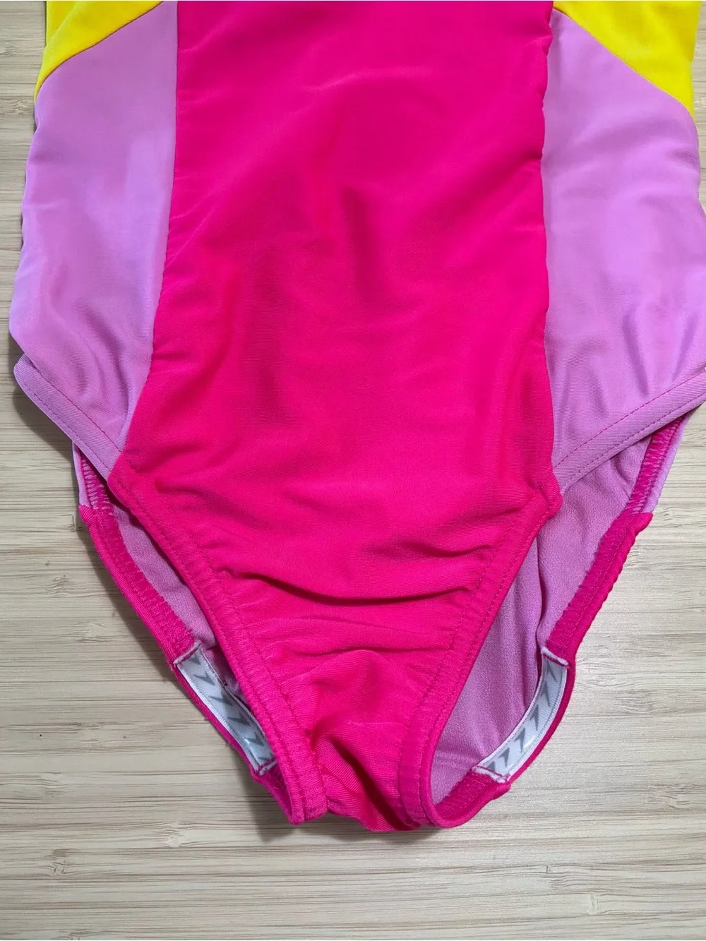 Speedo Girls Hot Pink One-Piece Swimsuit Medium